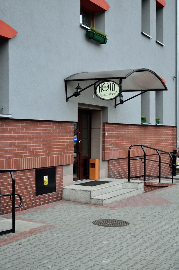 Hotel Gracja Kuznia Raciborska Dış mekan fotoğraf