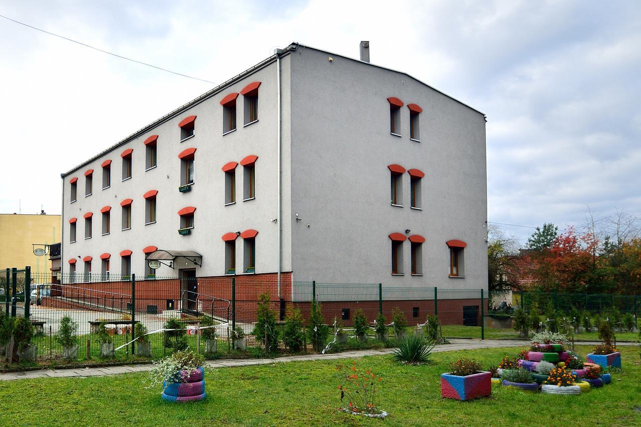 Hotel Gracja Kuznia Raciborska Dış mekan fotoğraf